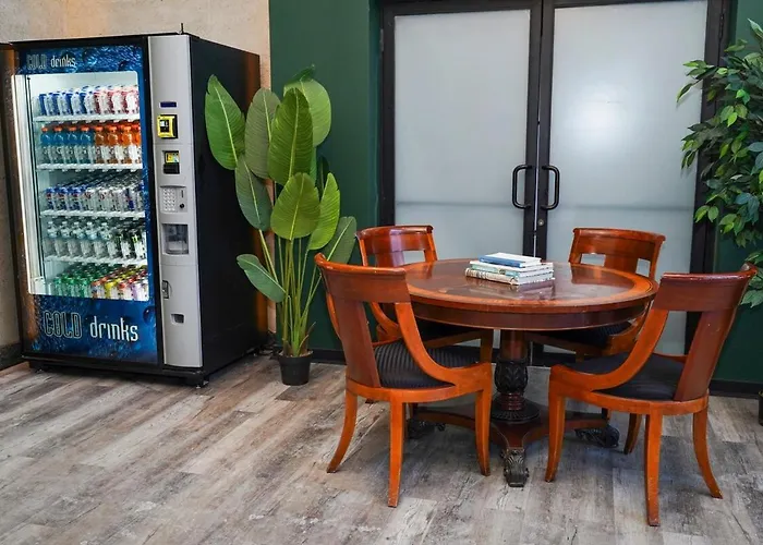 Apartment Mccormick Place Family Haven: Spacious 3br-2ba For 8