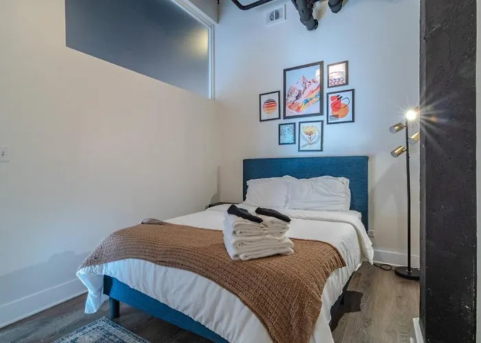 Apartment Mccormick Place Family Haven: Spacious 3br-2ba For 8